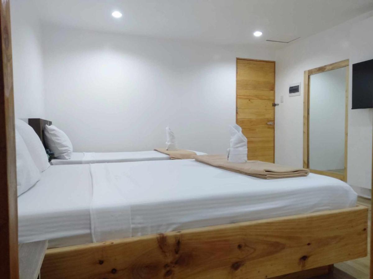 Hotel M Liloan House