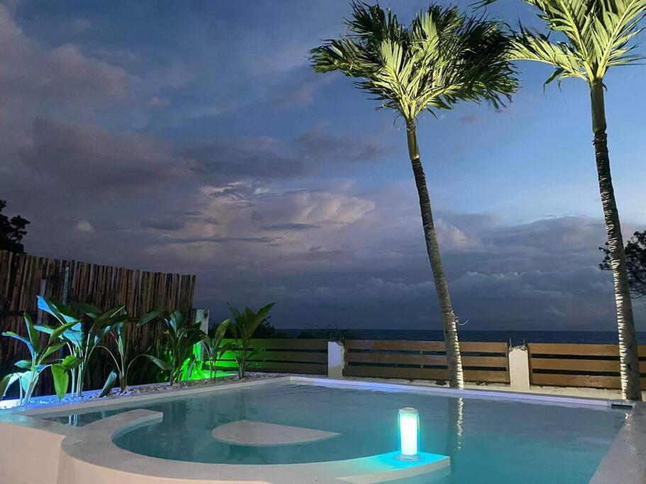 Villa Pawikan Seaview With Breakfast