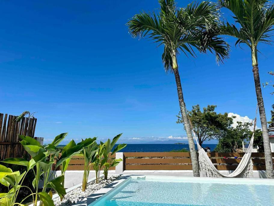 Villa Pawikan Seaview With Breakfast