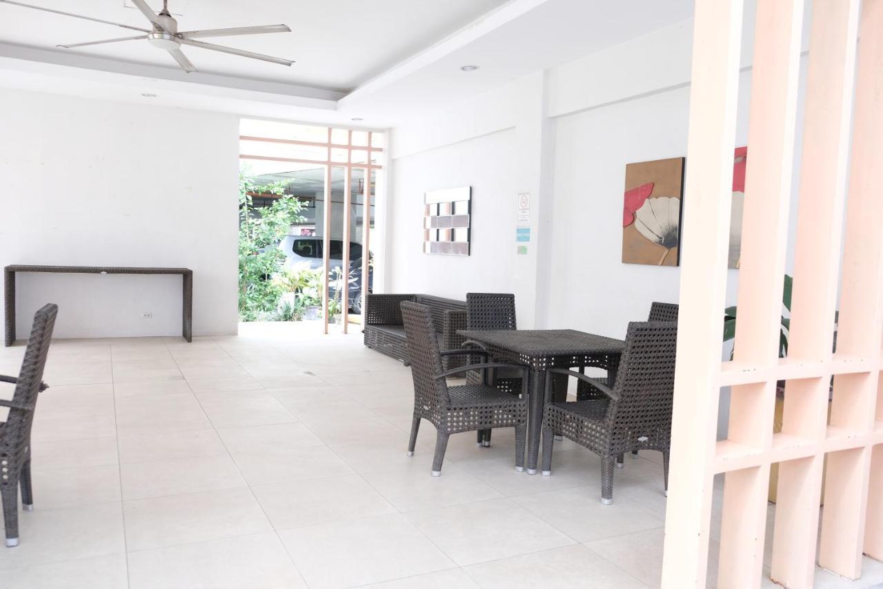 2-bedroom Boutique - Newly Renovated! * Cebu