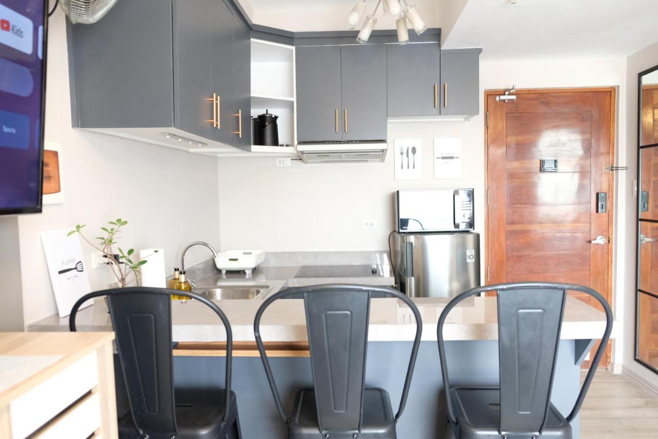 2-bedroom Boutique - Newly Renovated!