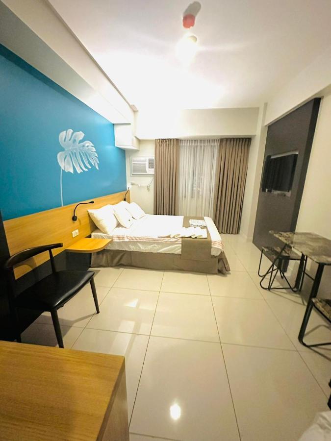 41st Floor Horizons 101 Apartment *