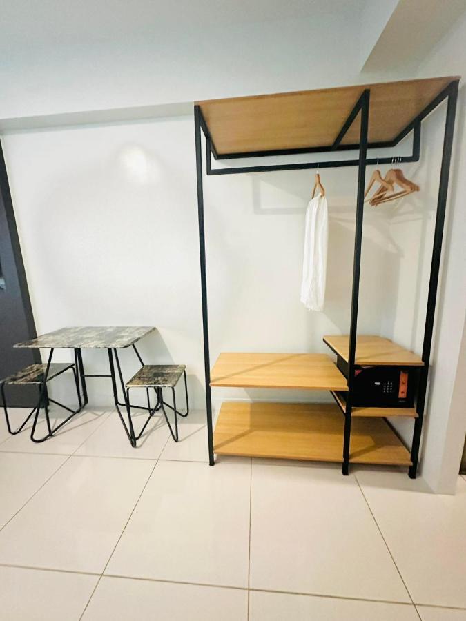 41st Floor Horizons 101 Apartment Cebu