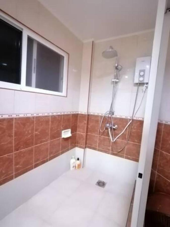 Lodge Cliff Syde 2br Whole Floor, Balcony And Seaviews