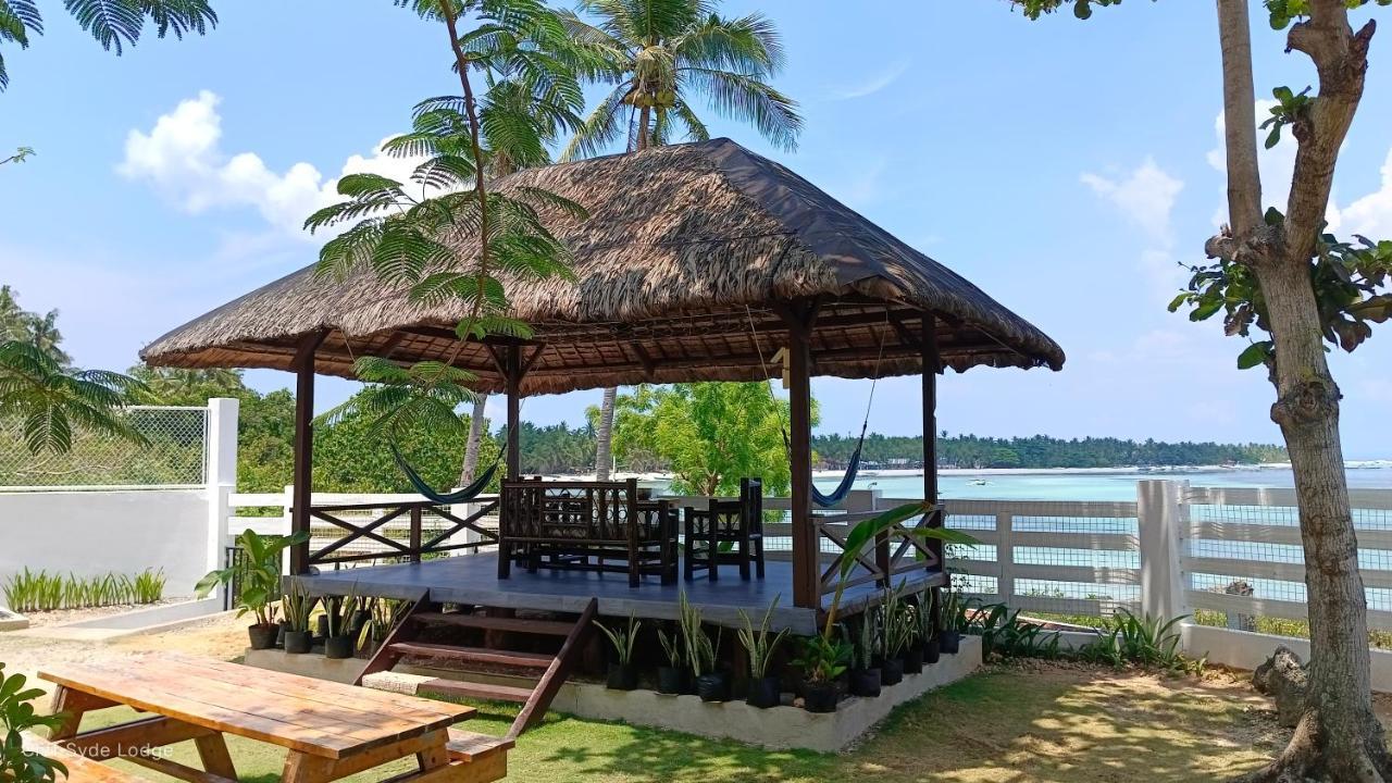 Lodge Cliff Syde 2br Whole Floor, Balcony And Seaviews *