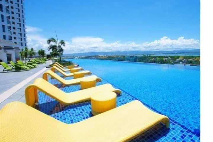Mactan Newtown Boulevard By Fjcivo Apartment
