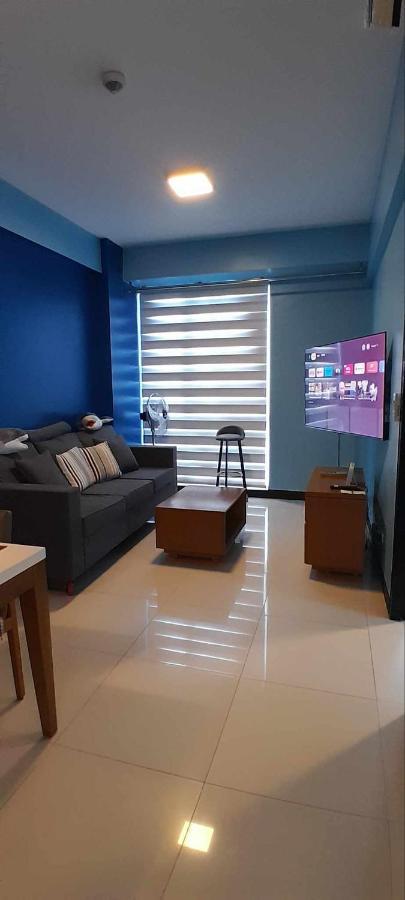 Mactan Newtown Boulevard By Fjcivo