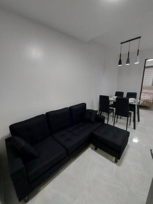 2br Near Oakridge&it Park W/wi-fi&netflix Mandaue City
