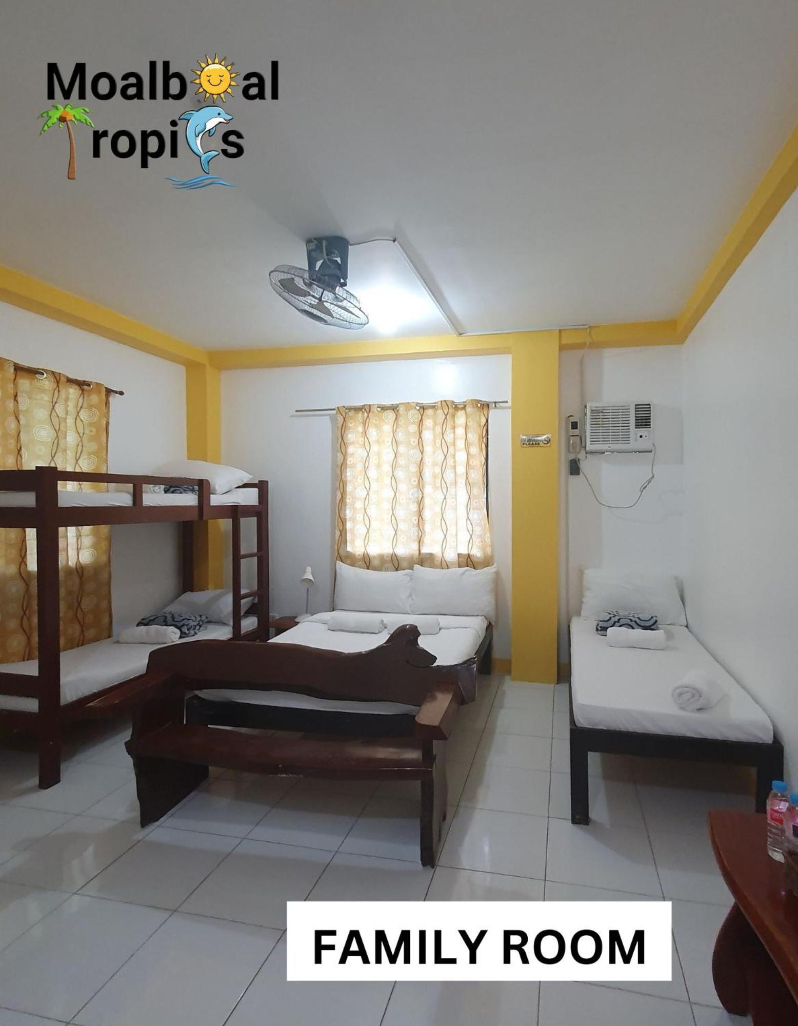 Tropics Hotel Moalboal