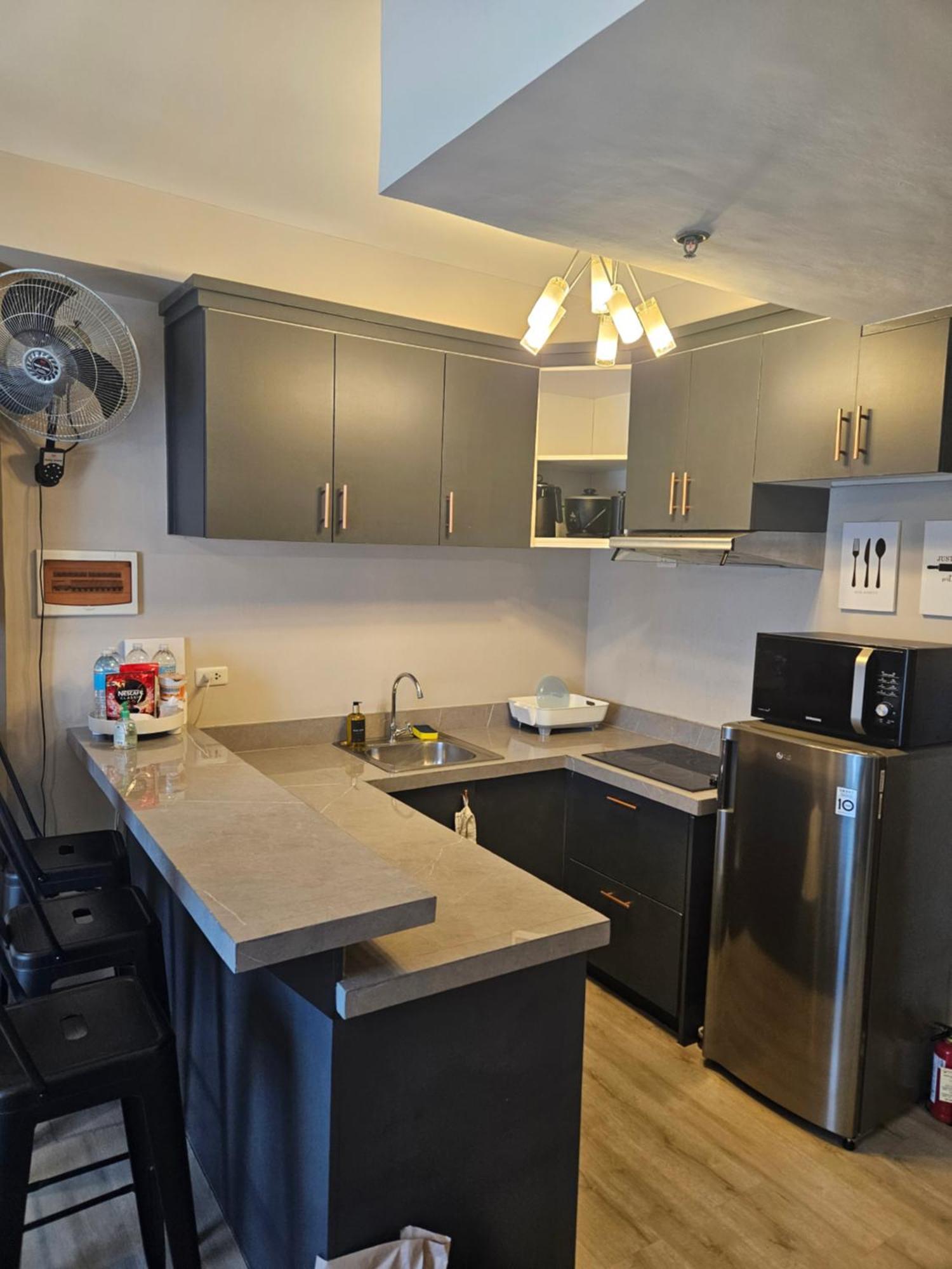 Apartment 2-bedroom Boutique - Newly Renovated! *