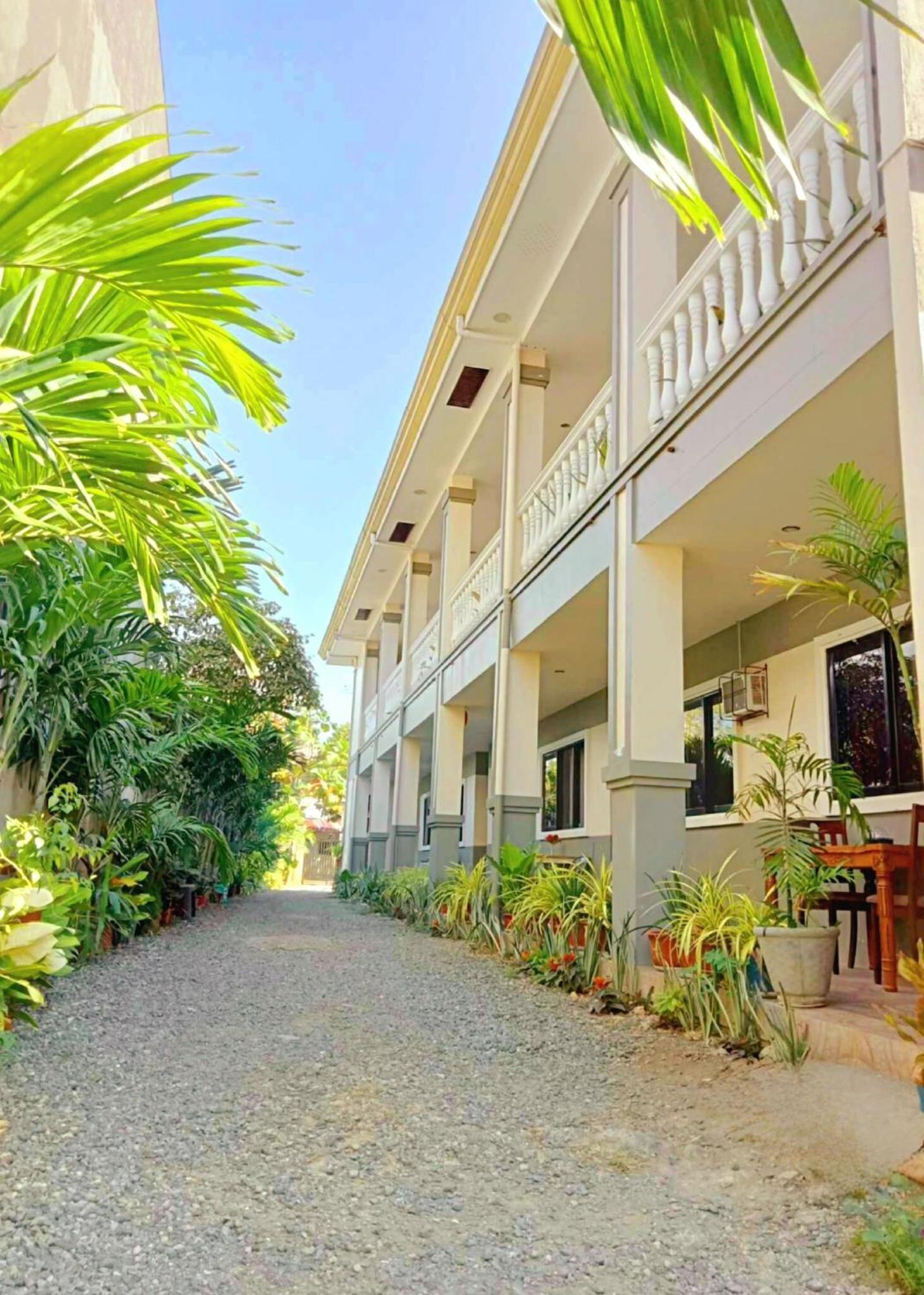 Apartment Romantic Getaway》balcony+garden View & Fast Wi-fi