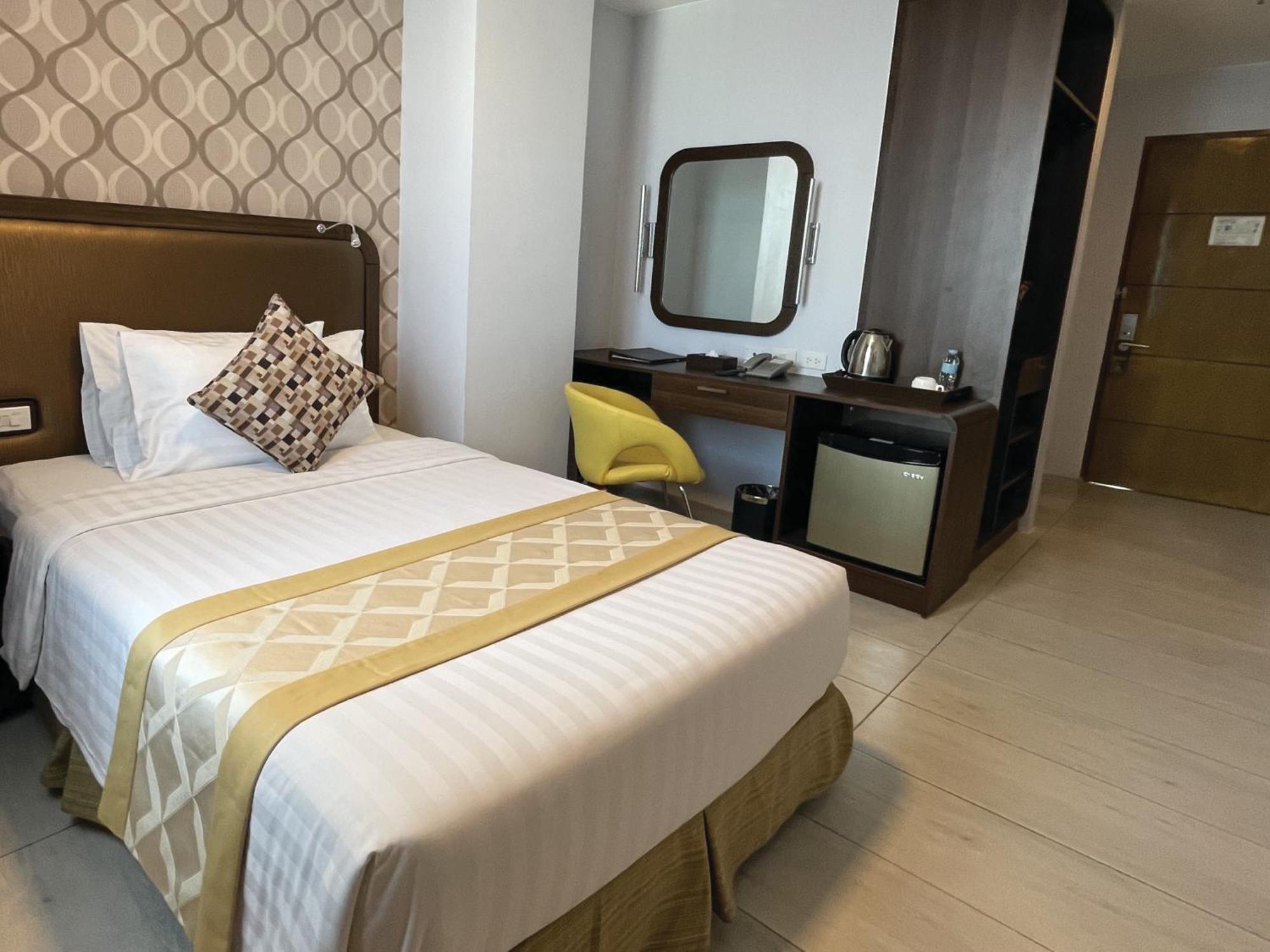Hotel One & Cebu
