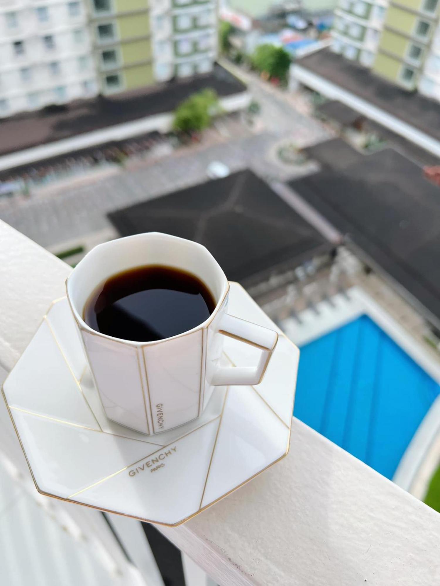 Aparthotel Cf Haven - Living W/ Balcony At Bamboo Bay Mandaue City