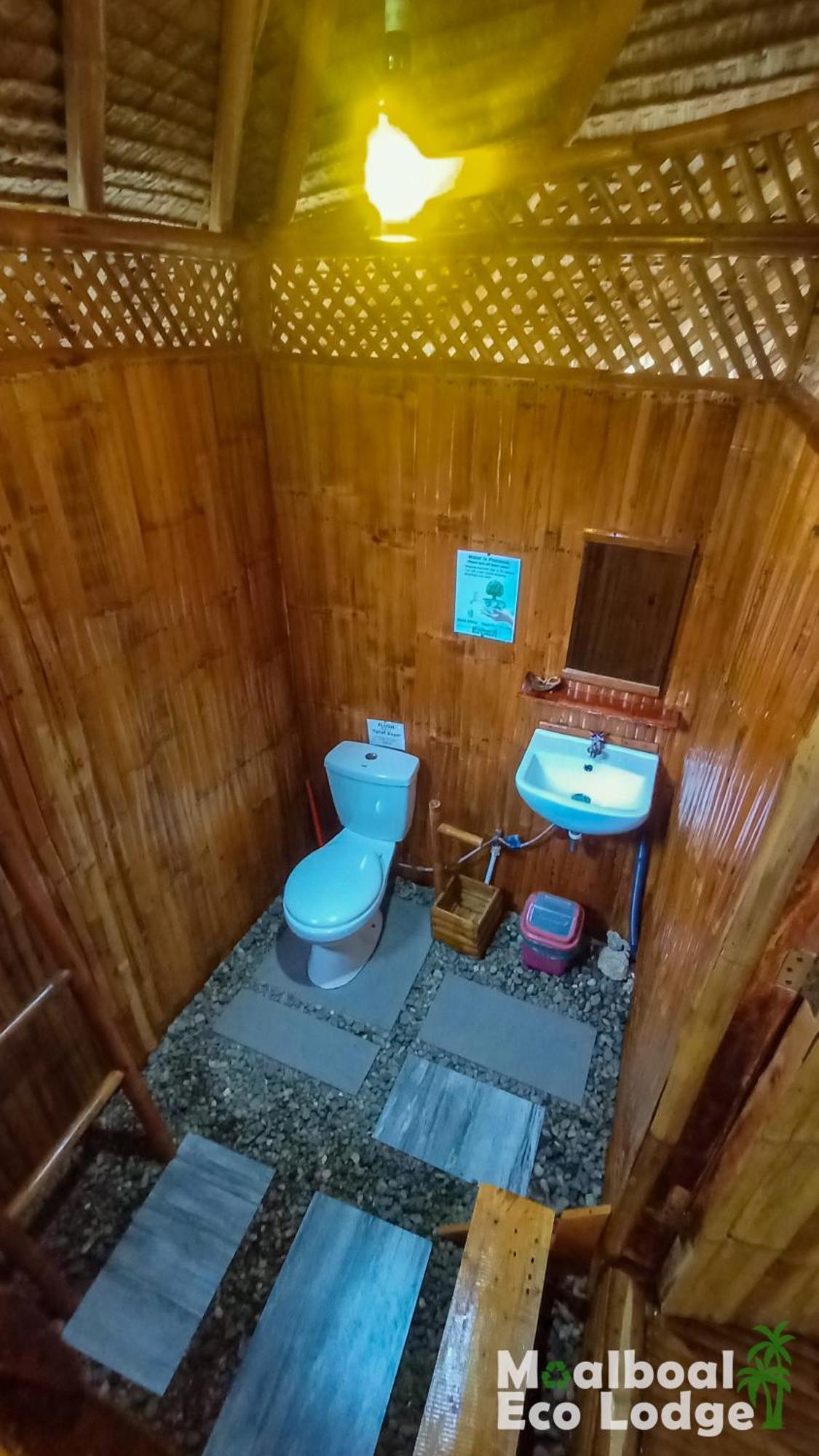 Eco Lodge