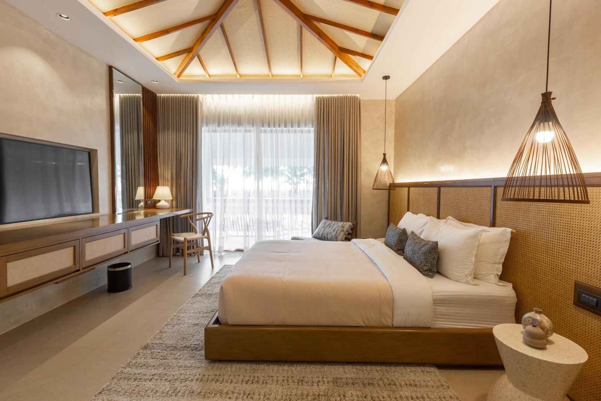 Golden Sands Destination