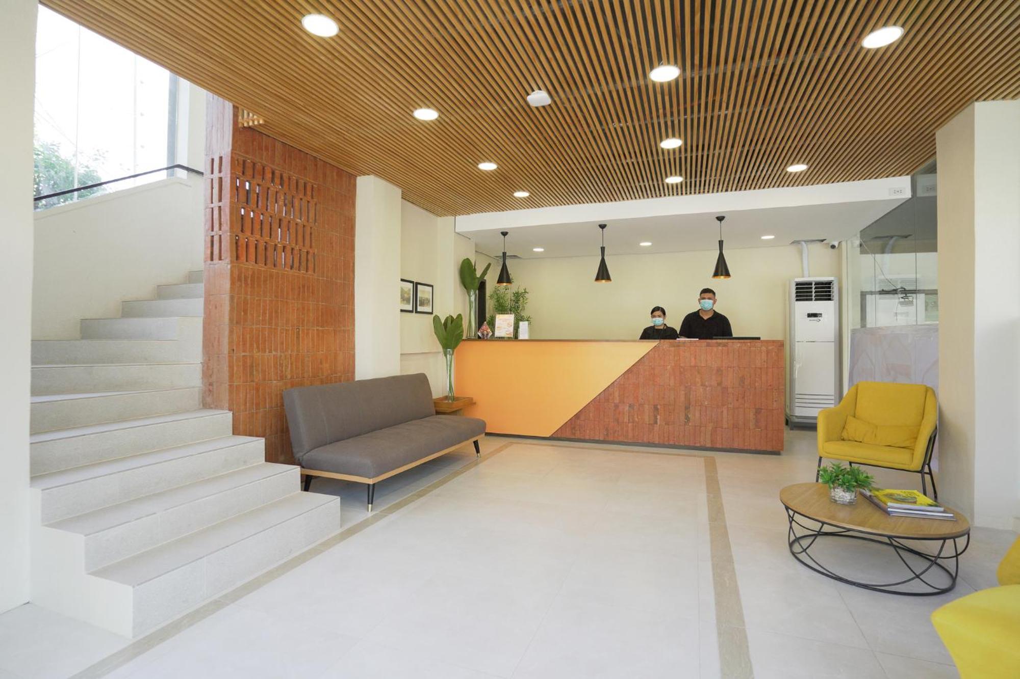 bahay-panuluyan Travelbee Airport *