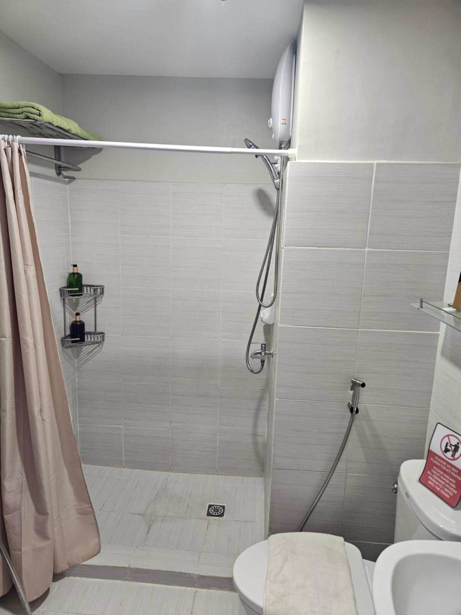 2-bedroom Boutique - Newly Renovated!