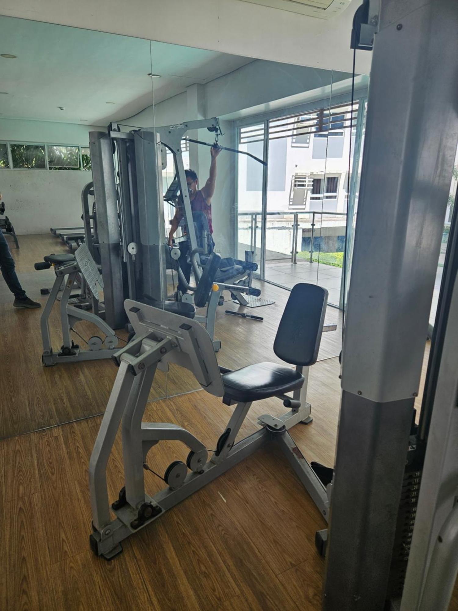 2-bedroom Boutique - Newly Renovated! * Cebu