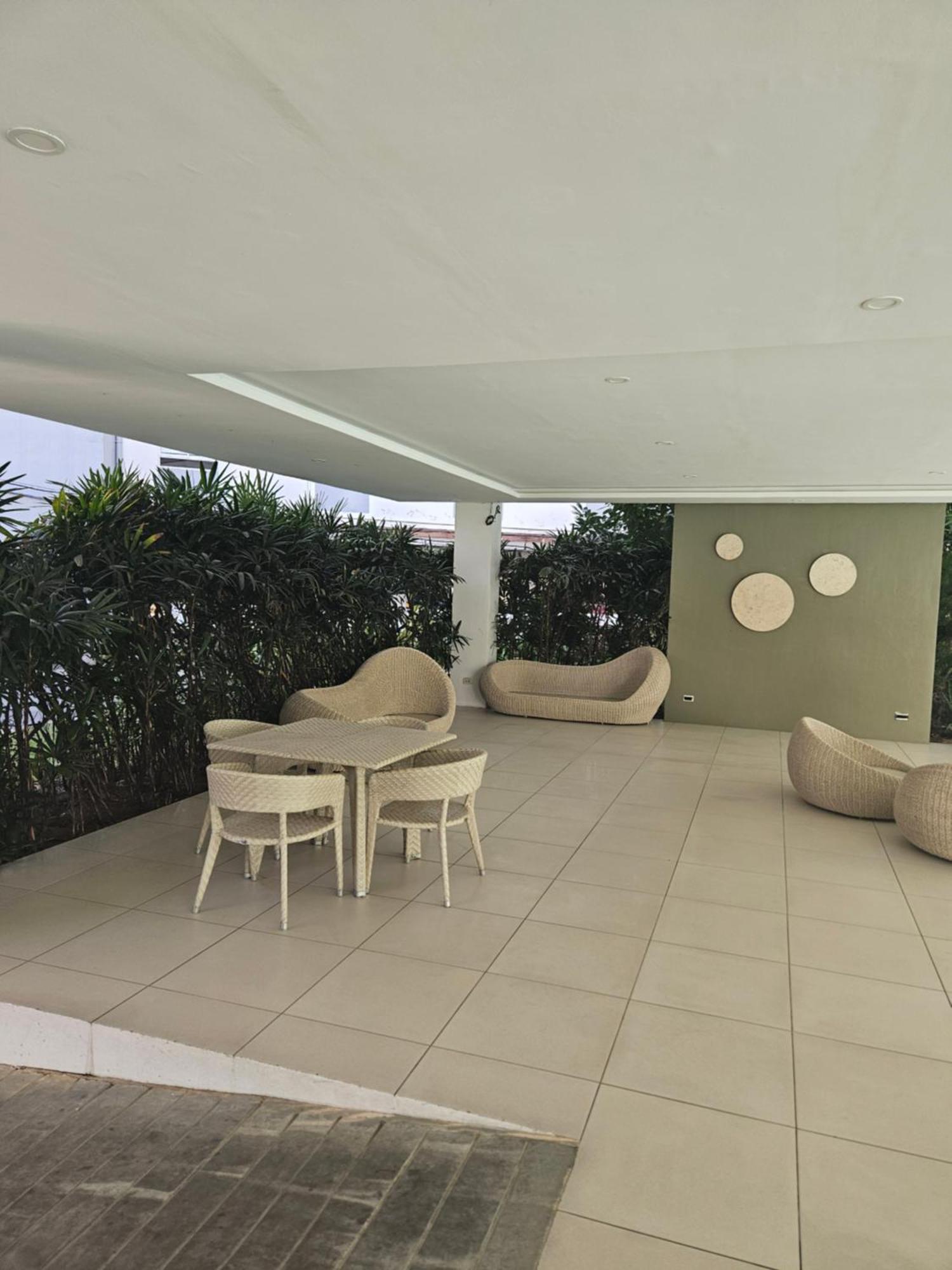 2-bedroom Boutique - Newly Renovated! Apartment Cebu