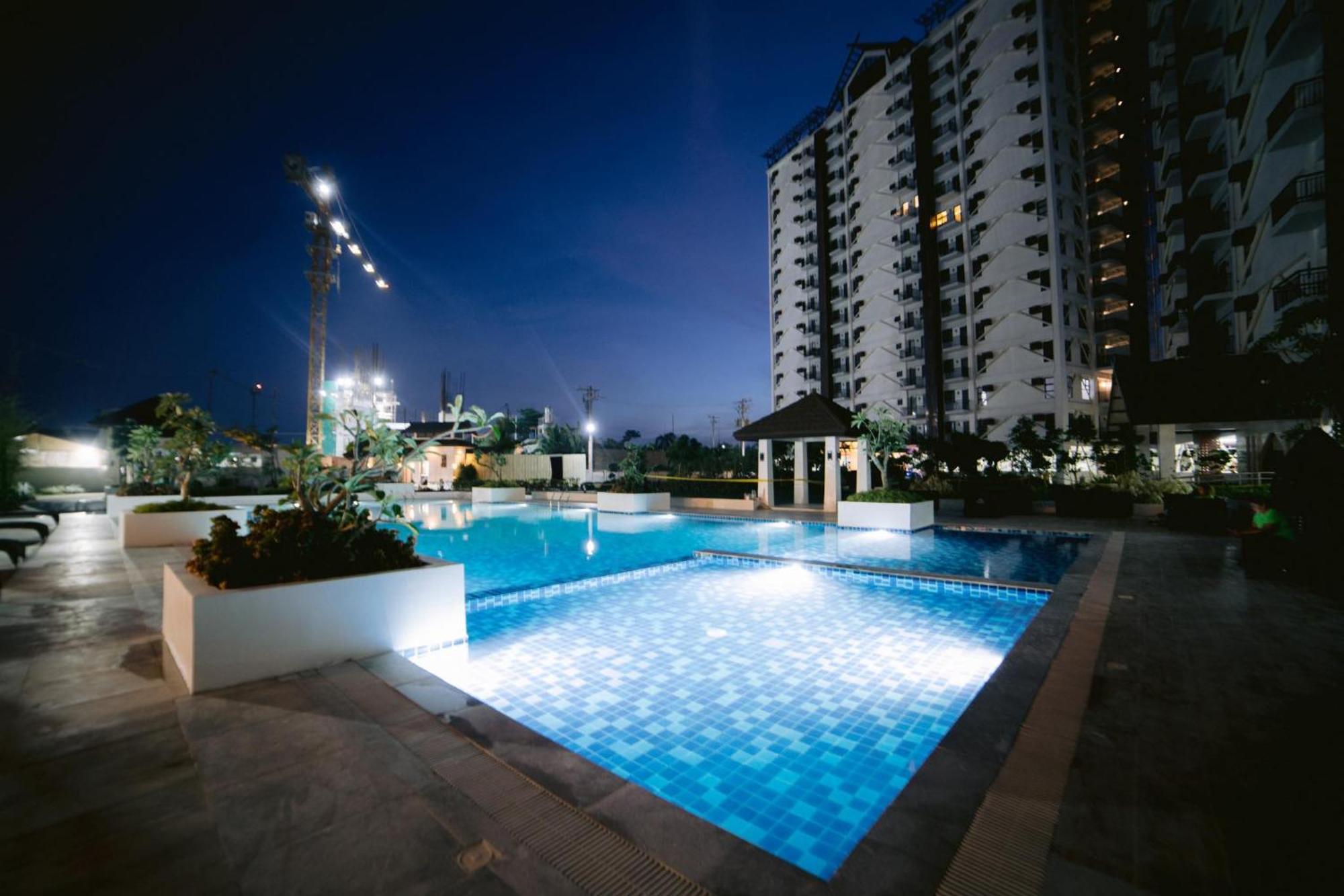 Royal Oceancrest Mactan Unit 1418 * Sudtungan