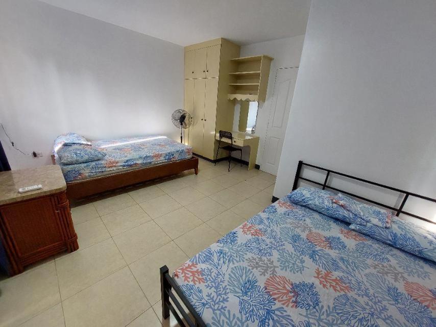 Vacation Town House Near Mactan Cebu Airport Bahay bakasyunan Lapu-Lapu City