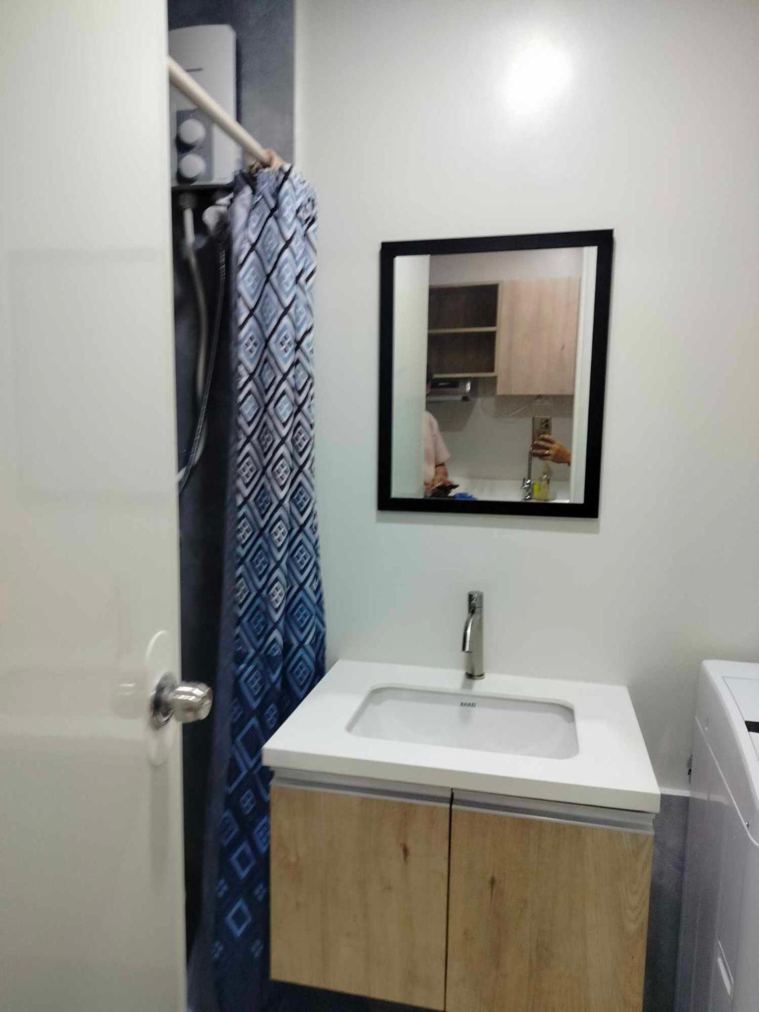 Cozy Primeworld District Near Gaisano Mall Apartment Agus