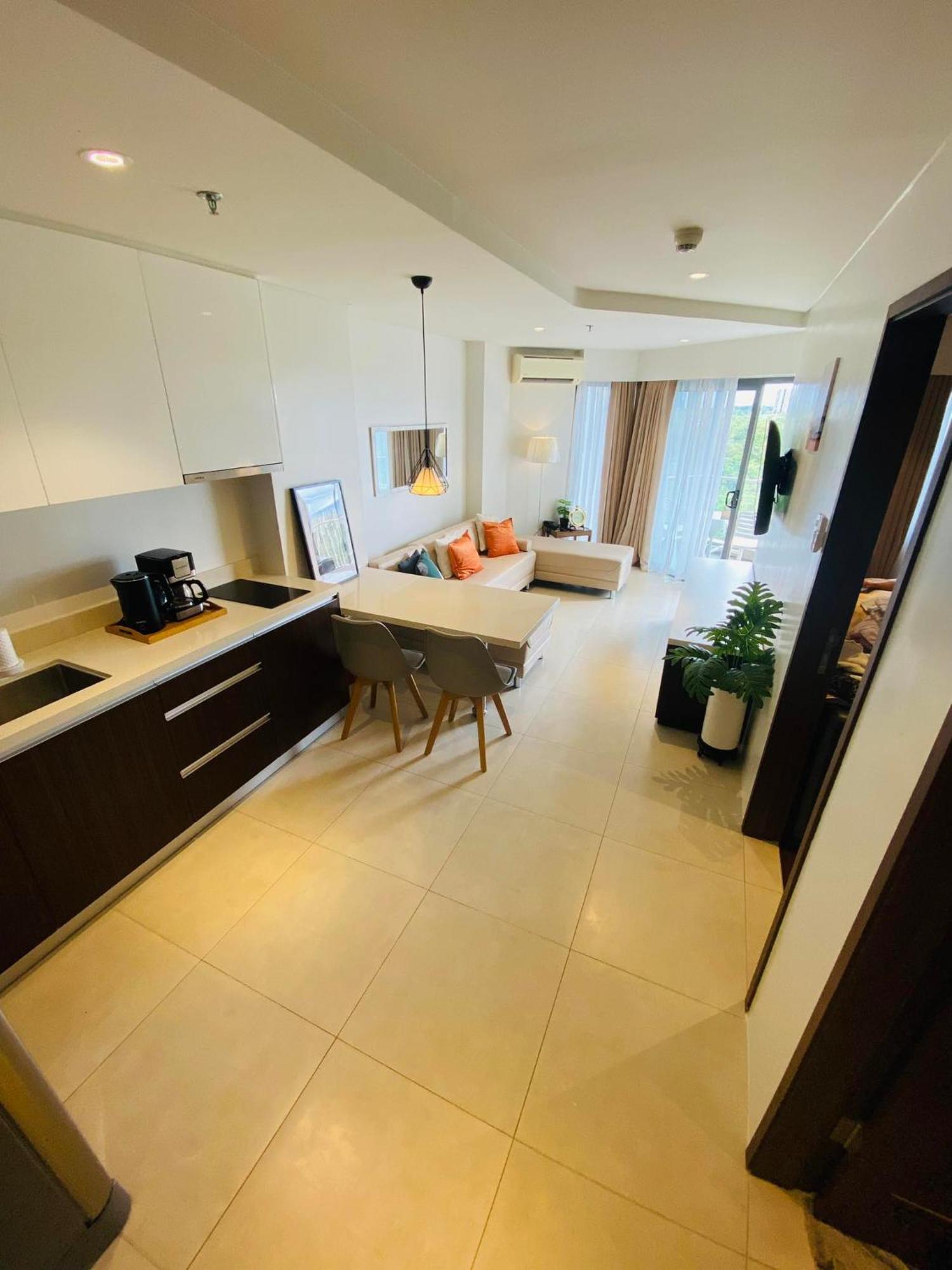 Oceanviewdeluxe Suite1br Tambuli Seaside