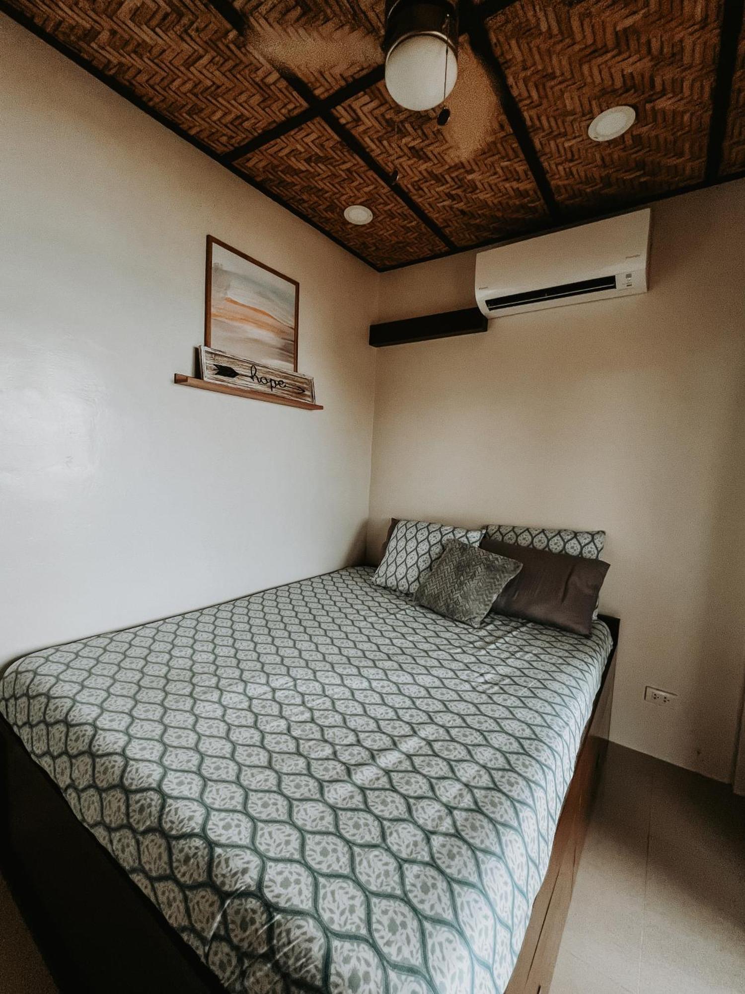 Homestay Gloria's House Oslob