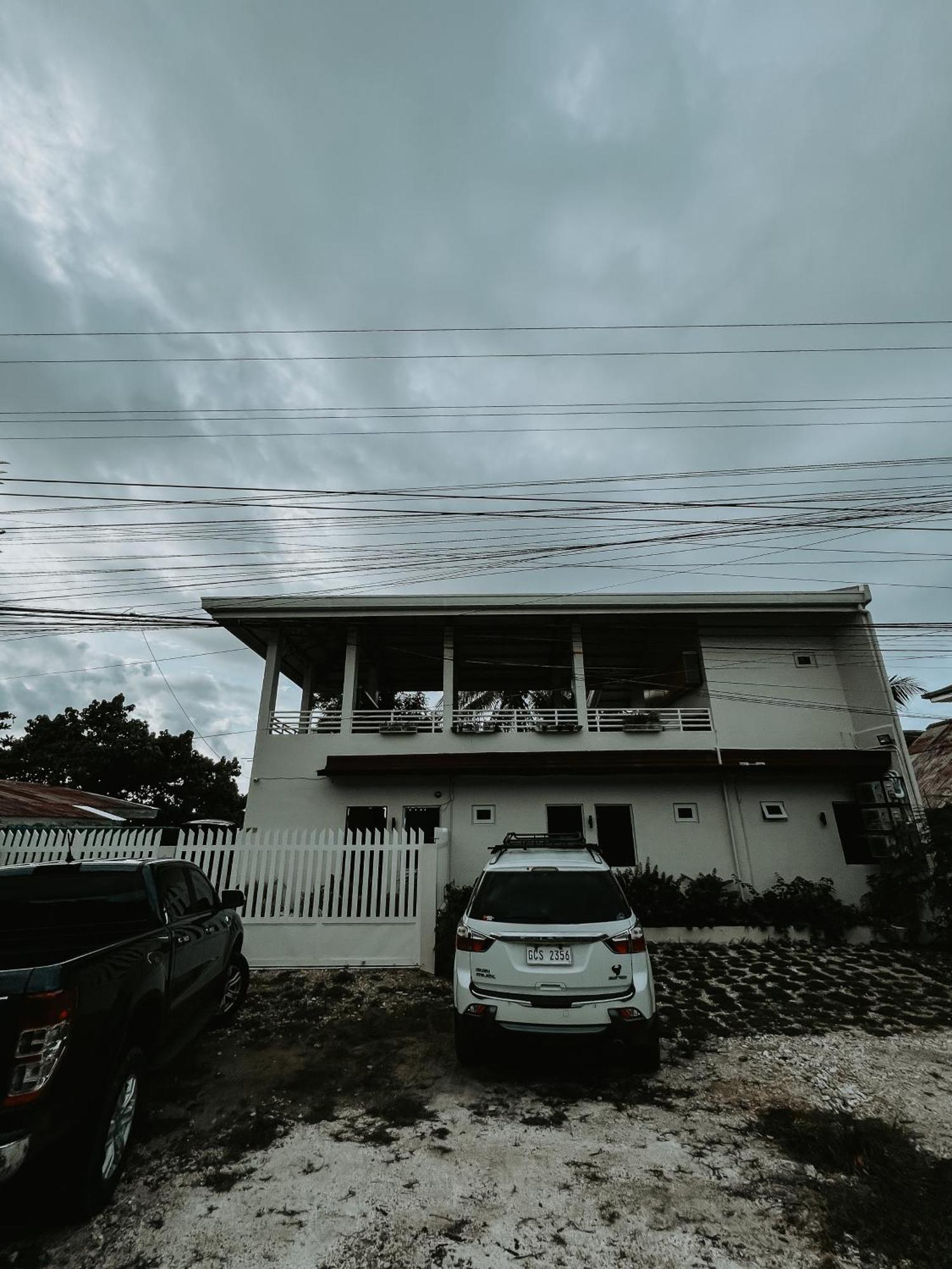 Gloria's House Oslob