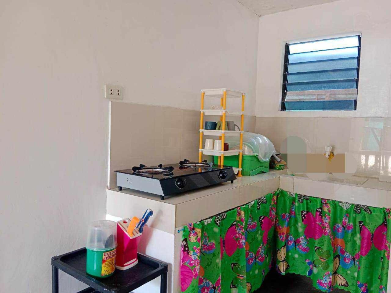 Marde's Apartment Pooc