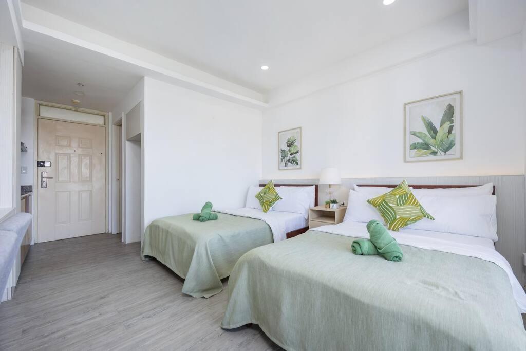 Express Condotel 731,3 Minutes To Airport,mall, With Gym & Pool,fast Wi-fi,free Netflix Apartment