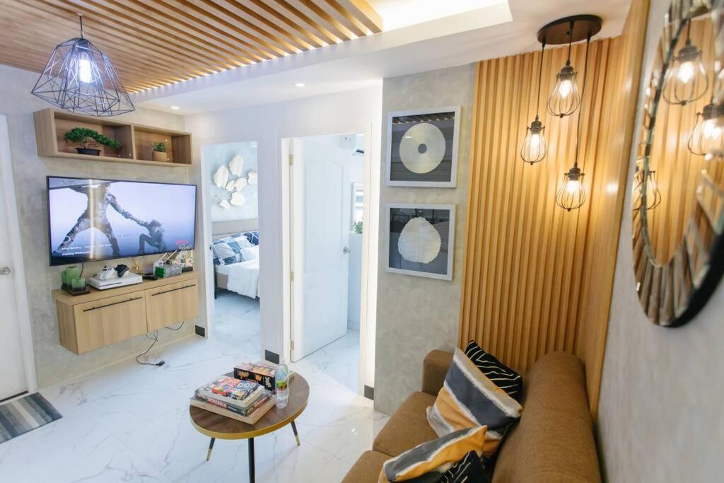 Apartment A2j Luxury 2br Near Il Corso & Sm Seaside Cebu
