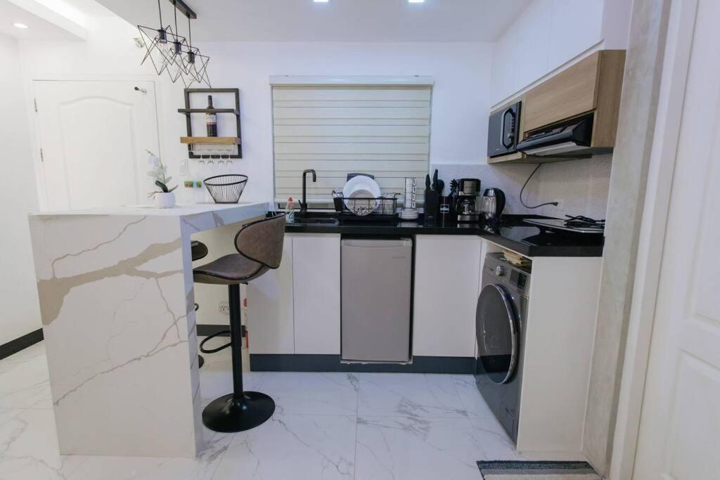 Apartment A2j Luxury 2br Near Il Corso & Sm Seaside