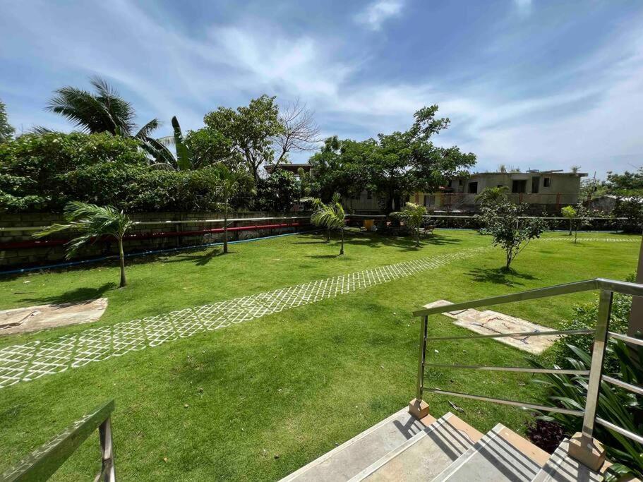 Affordable Modern W/ Pool Suba Basbas
