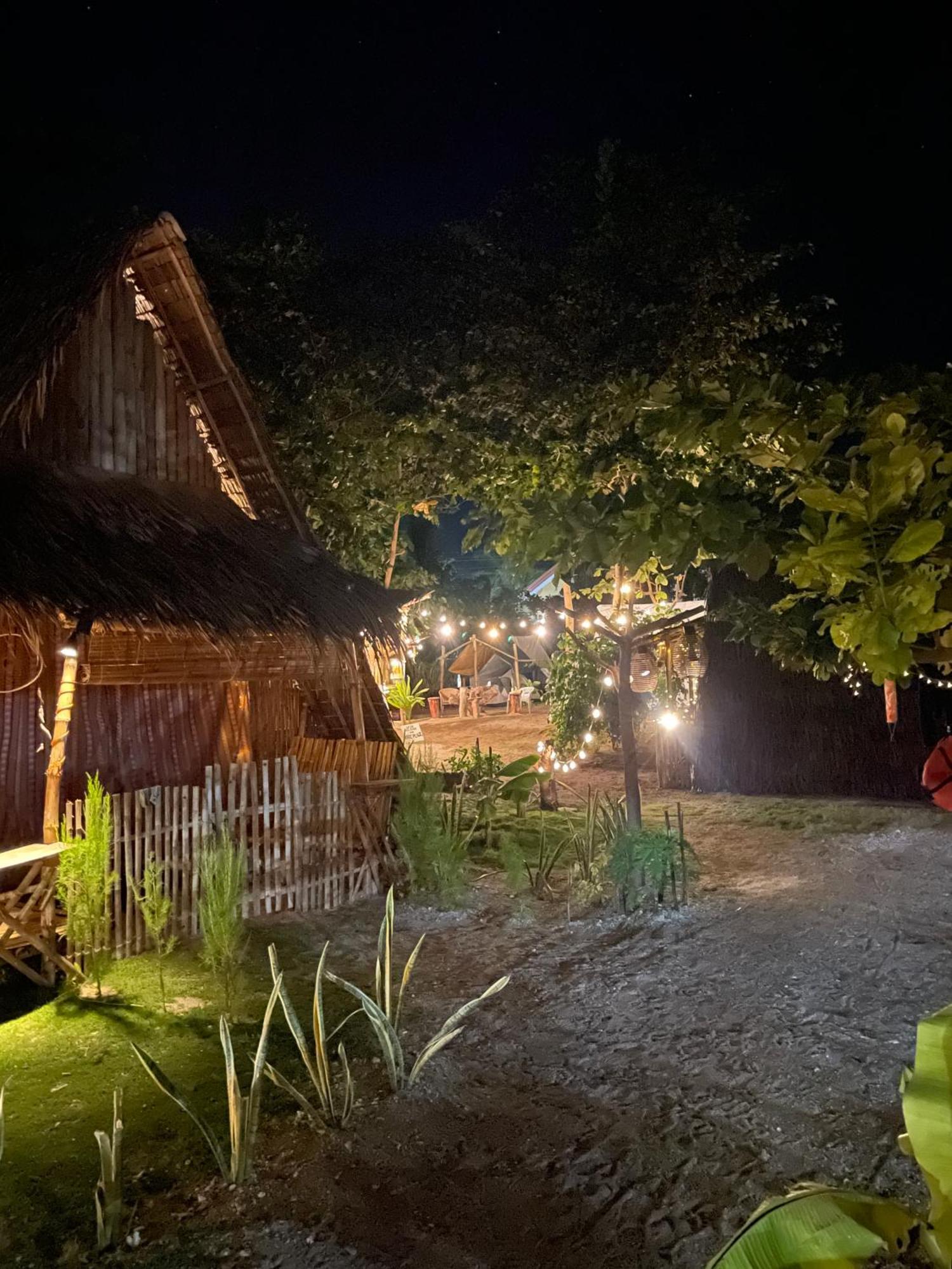 Hostel Tribal Huts Community Daanbantayan