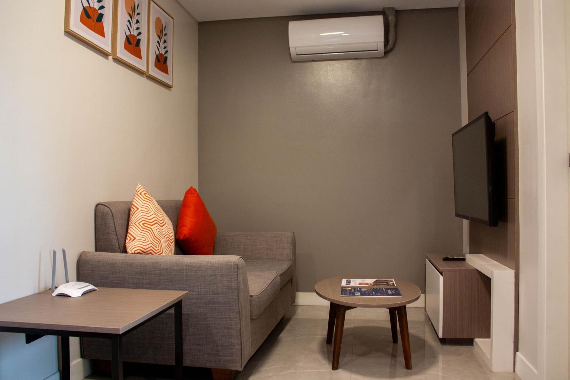 Hayat Sky Towers 3*