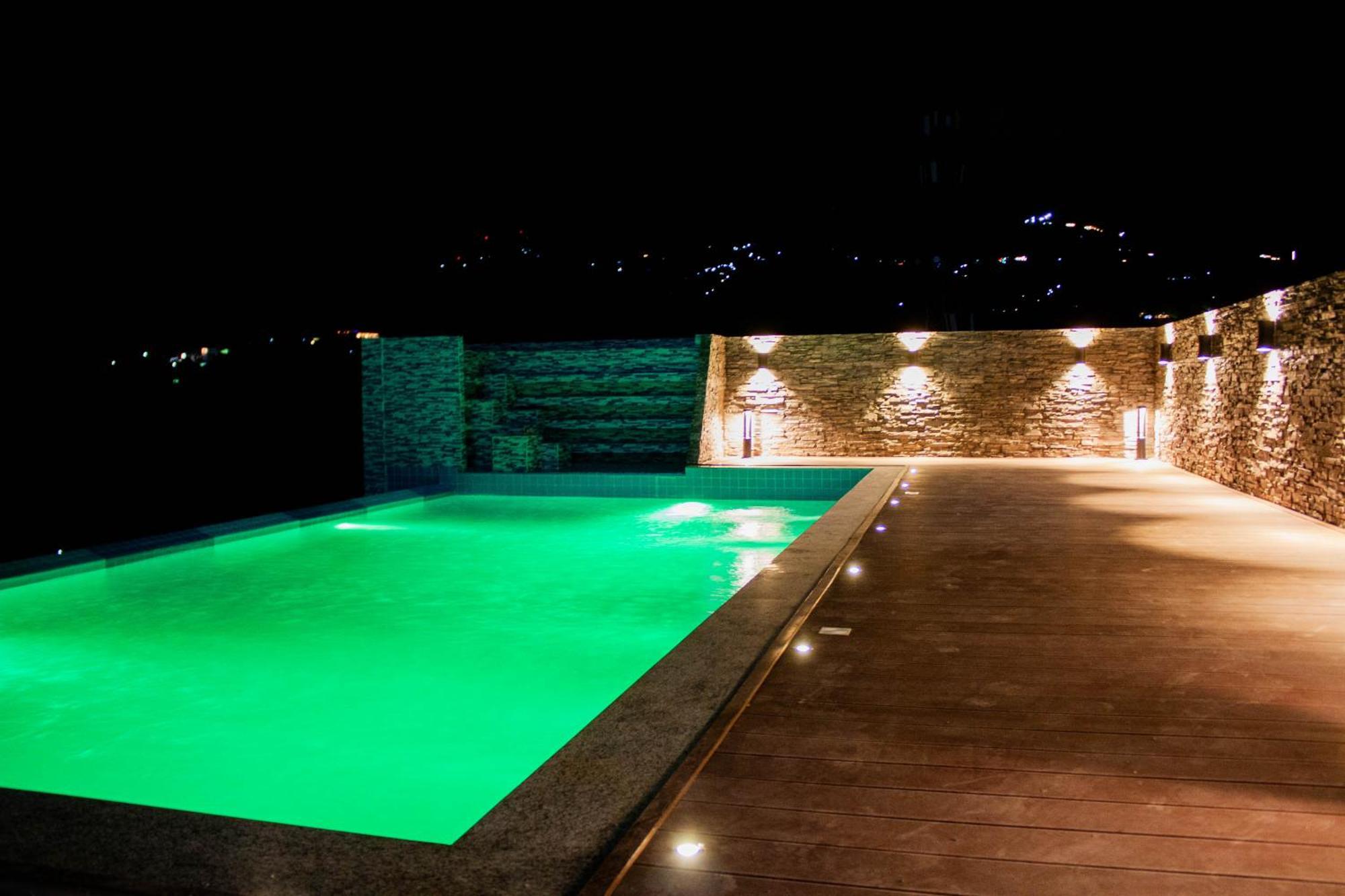 Hayat Sky Towers Hotel