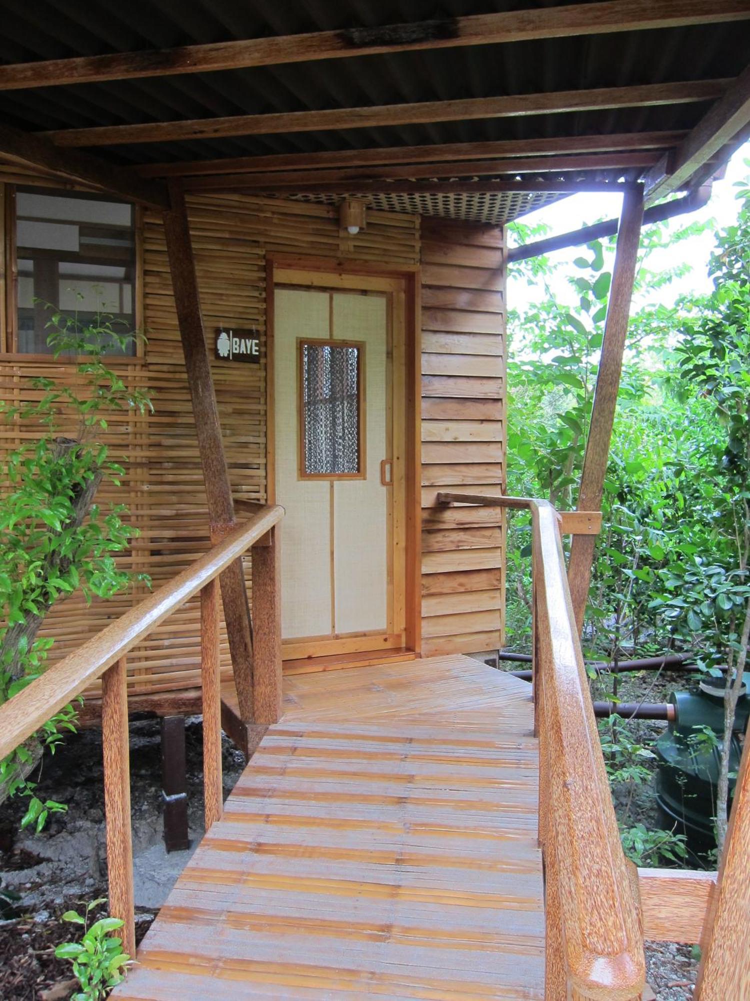 Eskapo Moalboal Hostel *