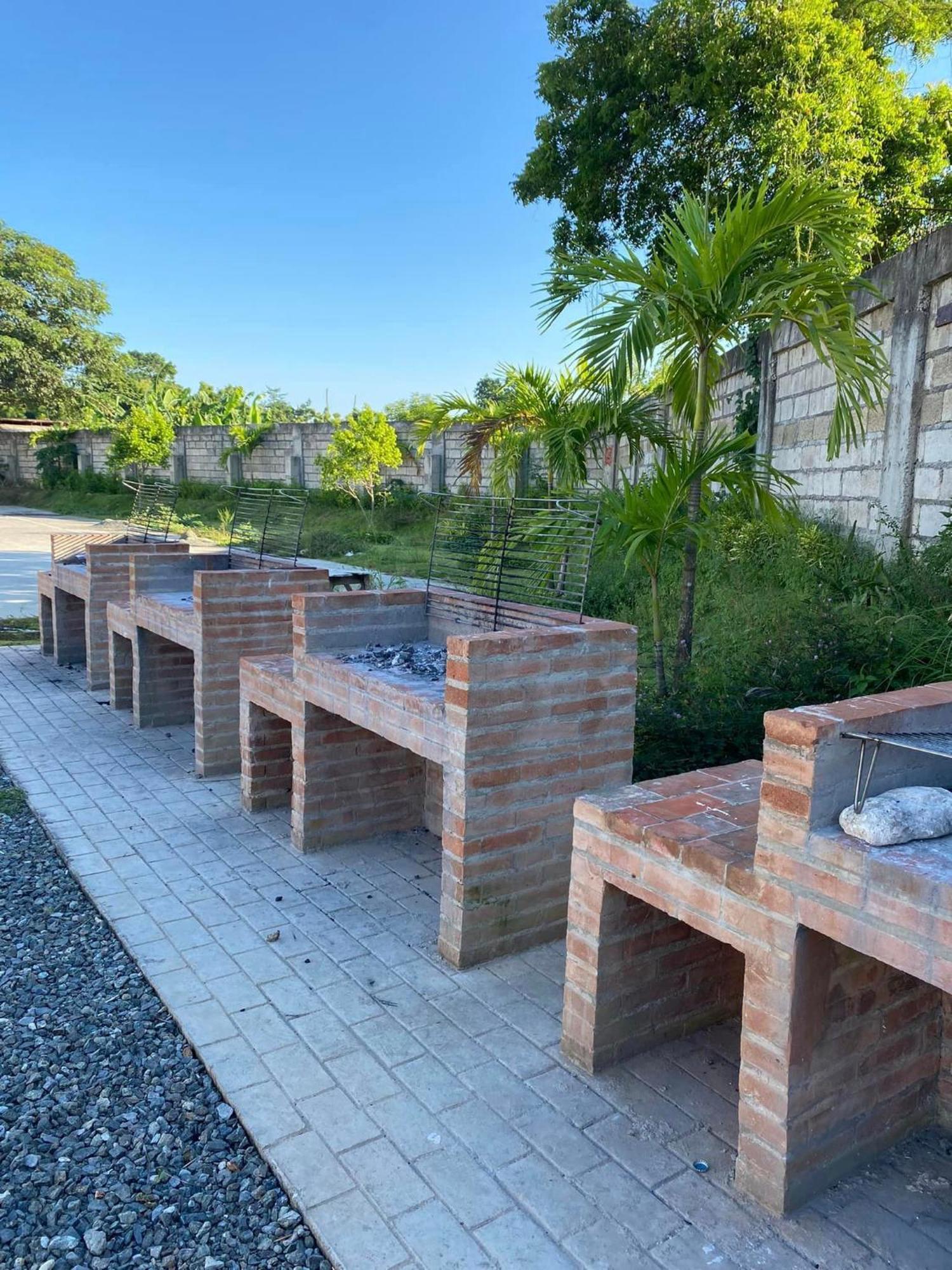 Cozy Pool And Seaview In Cebu With Balcony Near Mactan Airport Lapu-Lapu City