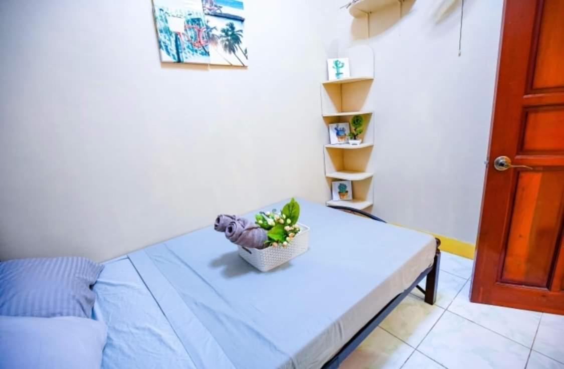 Spacious House In Talamban, Bahay bakasyunan *