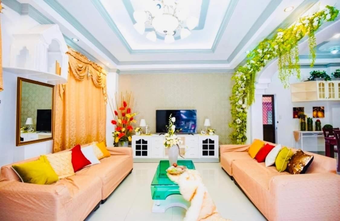 Spacious House In Talamban, * Cebu