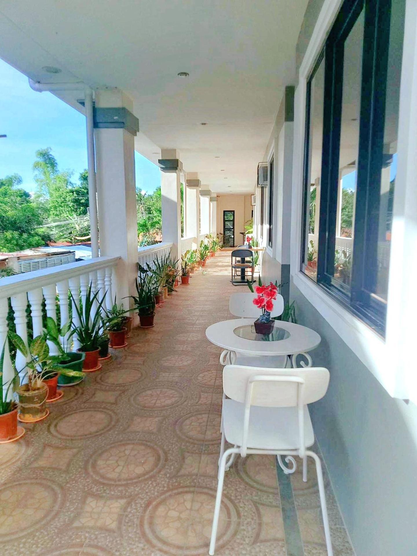 Apartment Romantic Getaway》balcony+garden View & Fast Wi-fi *