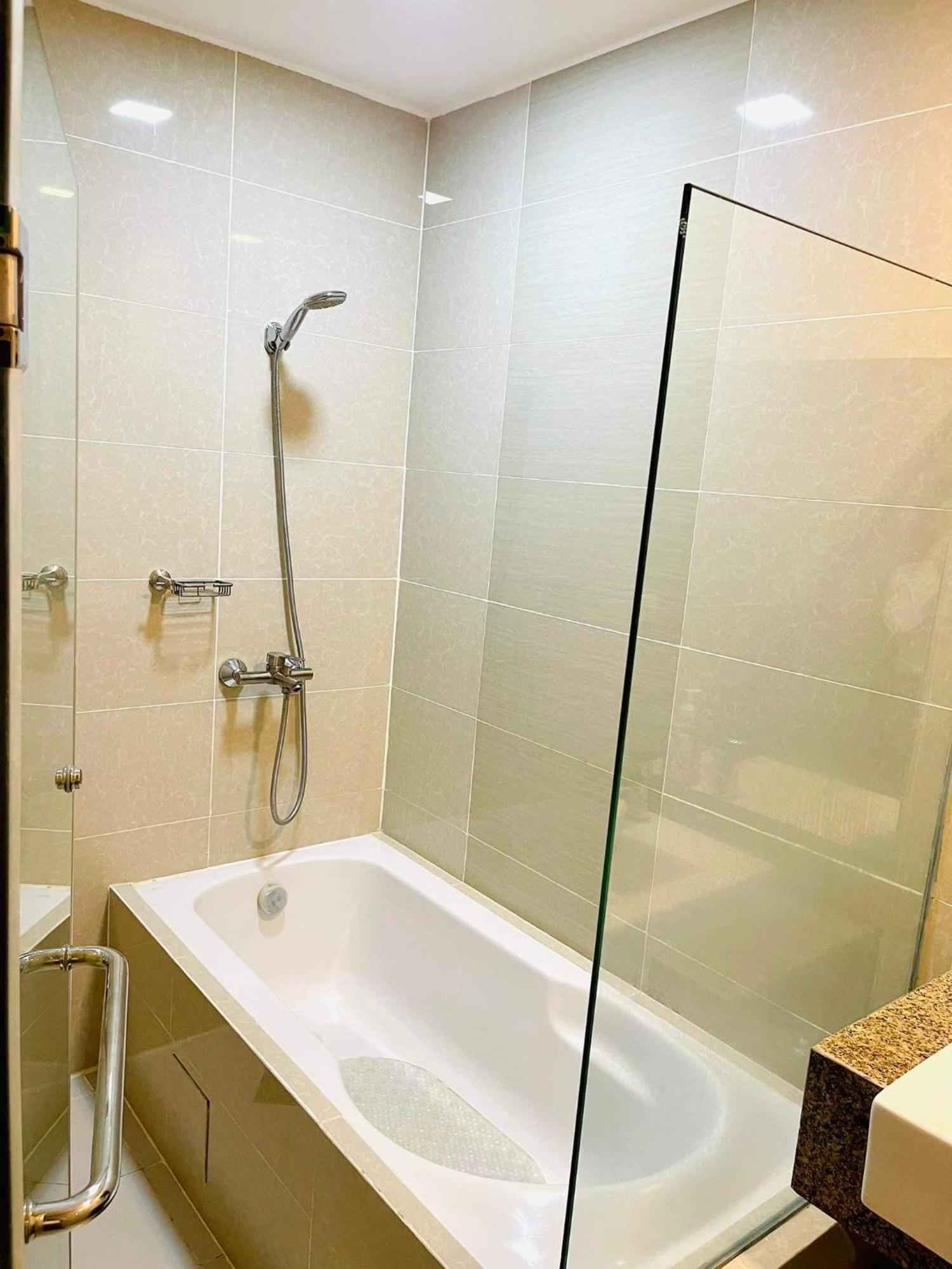 Mactan Newtown By Ejb Apartamento *