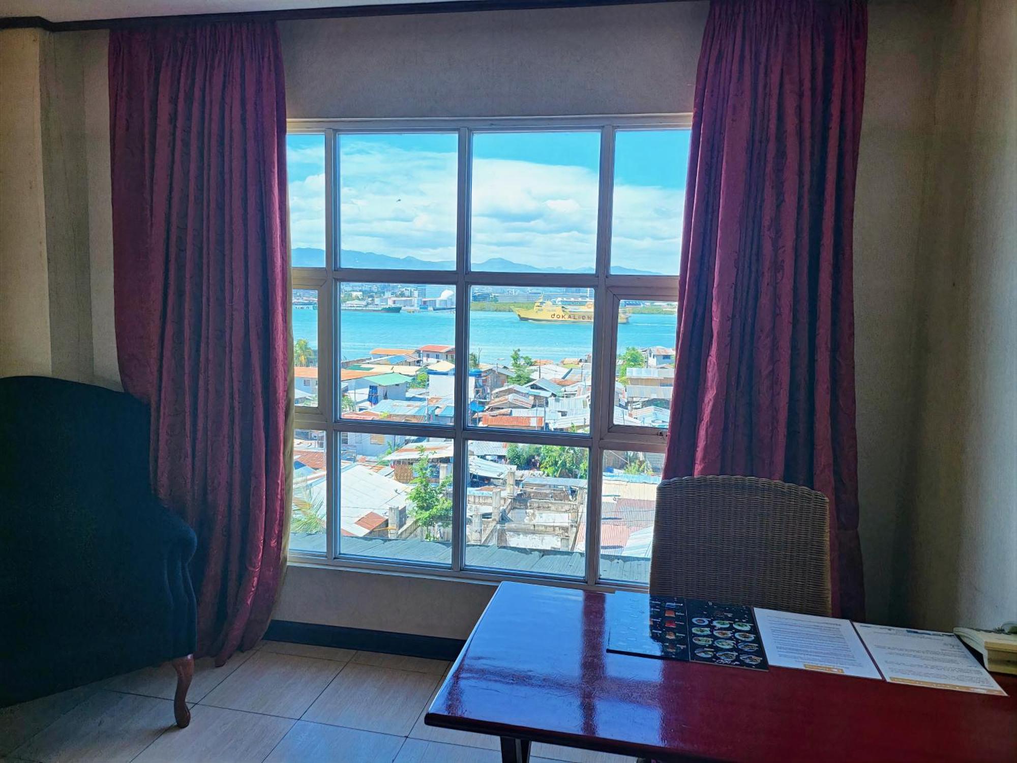 Cebu Dulcinea And Suites-mactan Airport 3* Lapu-Lapu City
