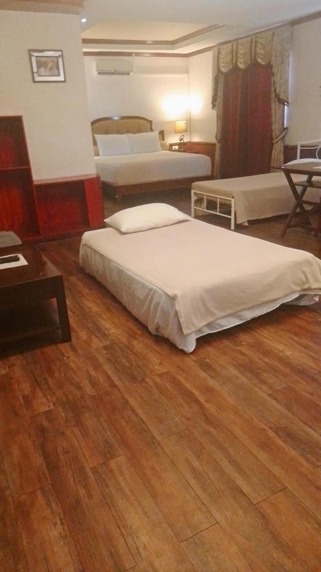 Cebu Dulcinea And Suites-mactan Airport