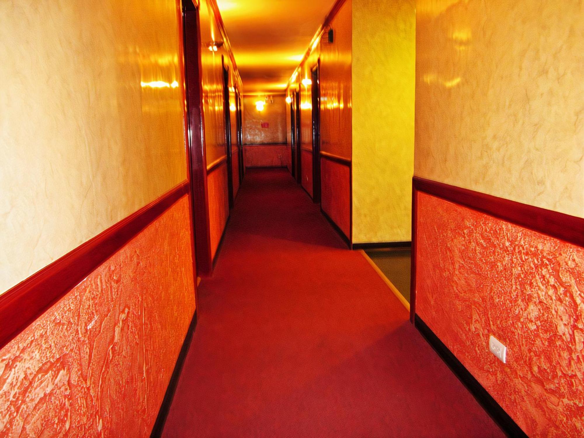 Cebu Dulcinea And Suites-mactan Airport Hotel Lapu-Lapu City