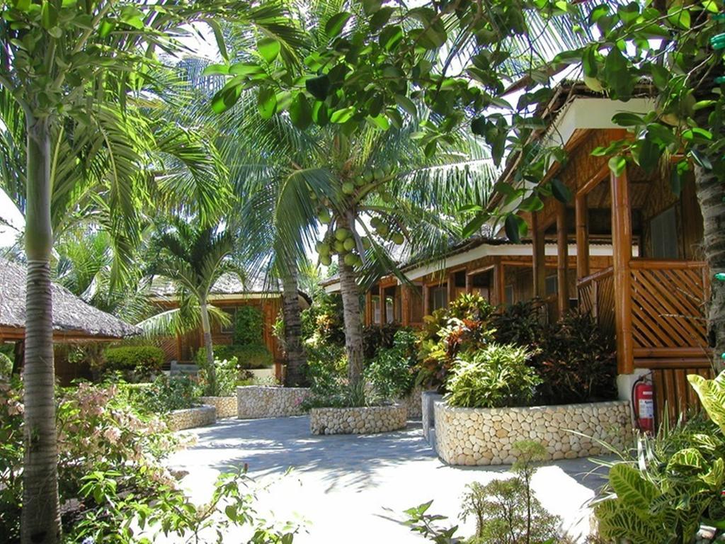 Magic Island Dive