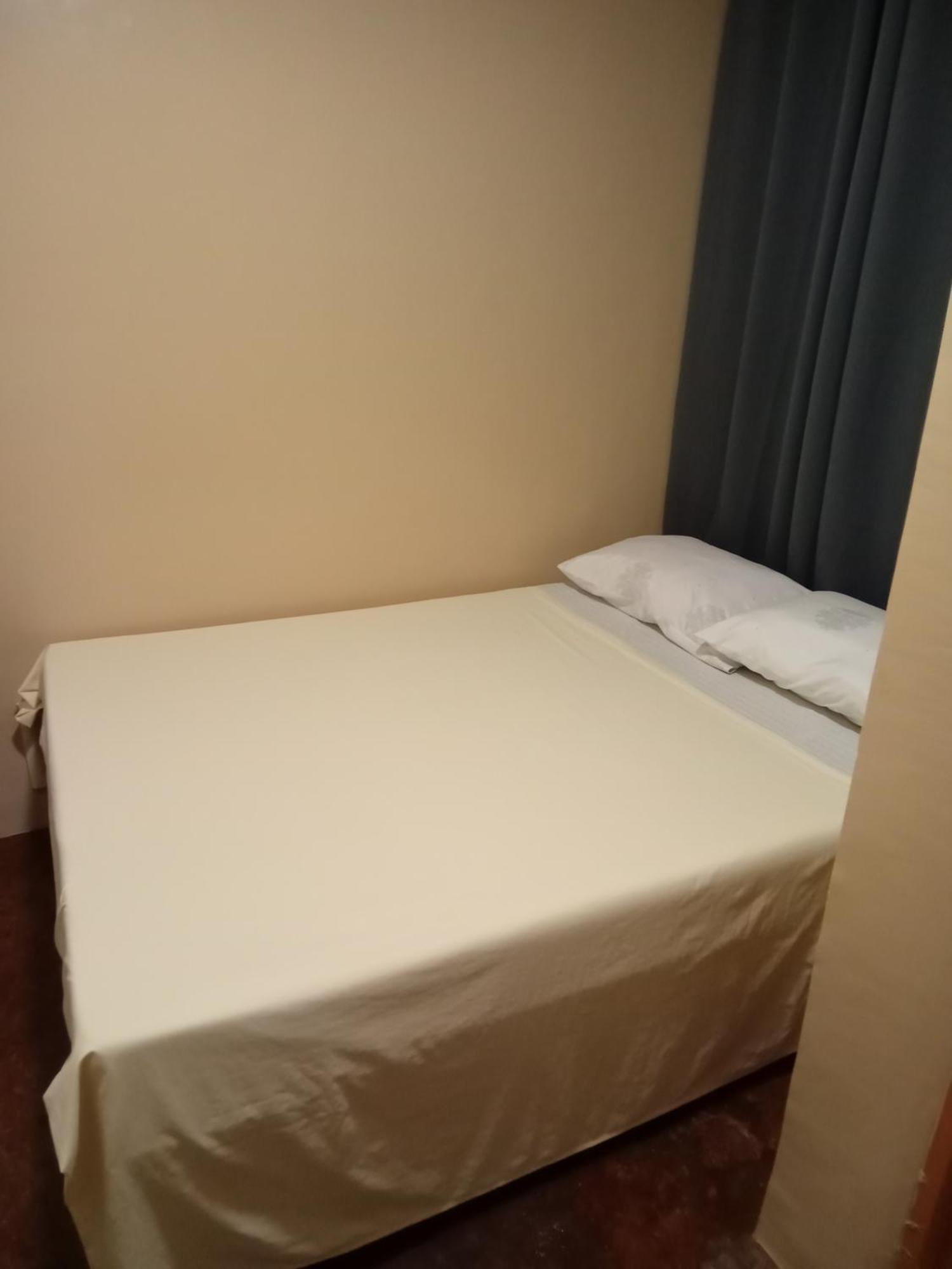 Hostel Laguno And