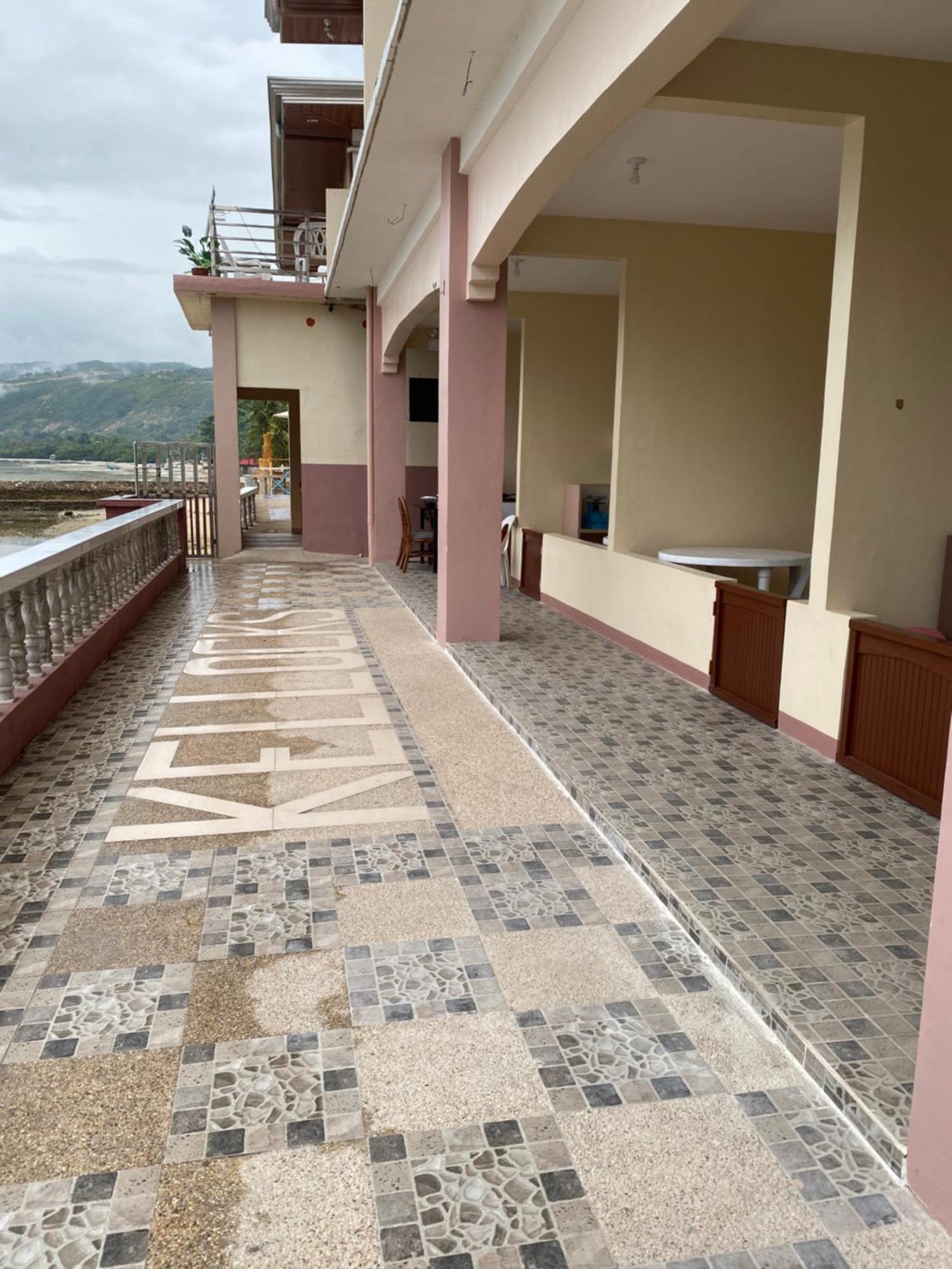 Kellocks' Seaview Apartelle * Dalaguete