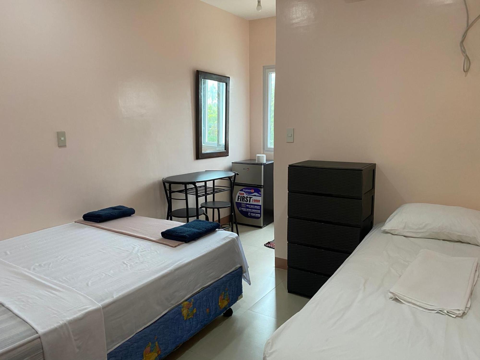 Kellocks' Seaview Apartelle Pensão